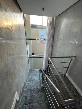 Imagem VENDO MANSÃO 4/4 + SUÍTES-CONDOMÍNIO- SIM
