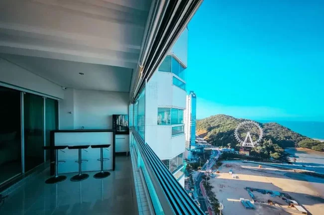Imagem Apartamento Vista Mar com 3 dormitórios sendo 1 suíte e 1 vaga de garagem em Balneário Camboriú