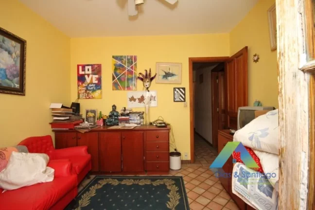 Imagem VILA GUMERCINDO Casa 4 dormitórios, 2 vagas com excelente localização e valor !!!
