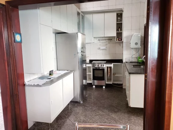 Imagem CASA ASSOBRADADA