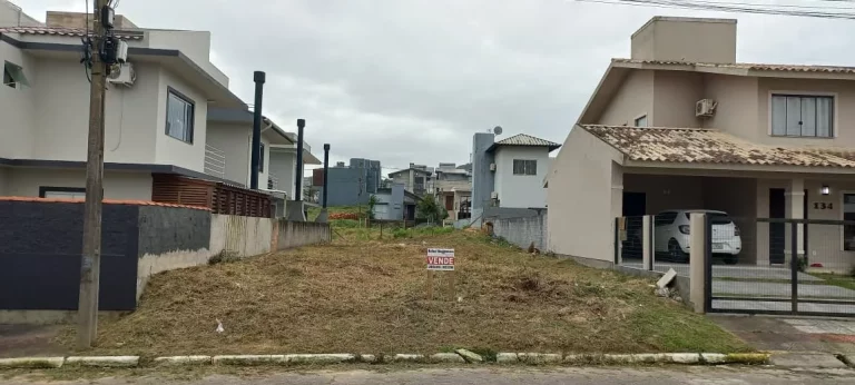 Imagem Terreno à venda no Bairro Ambrósio em Garopaba-SC - Escritura Pública!