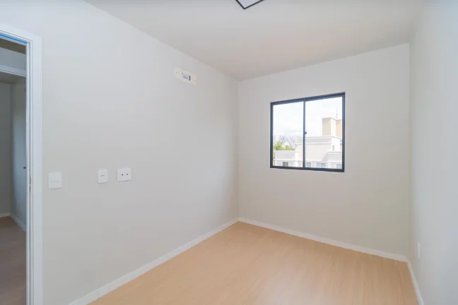 Imagem Belíssimo apartamento semi mobiliado, no Campo Comprido disponível para sua primeira locação composto de: