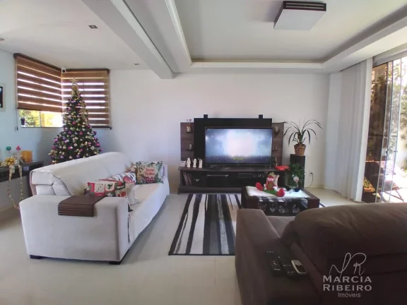 Imagem Casa Aconchegante com 3 dormitórios, sendo 2 suítes