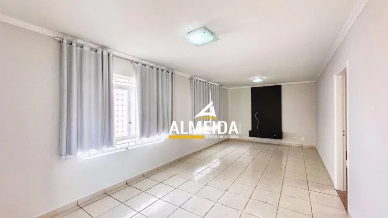 Imagem Casa com 2 dormitórios à venda, 179 m² por R$ 550.000,00 - Estádio - Rio Claro/SP