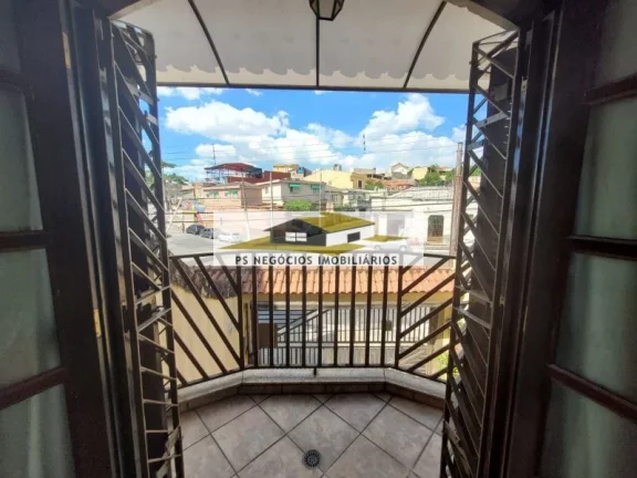 Imagem Sobrado para venda com 3 suítes e 4 vagas na Vila Matilde