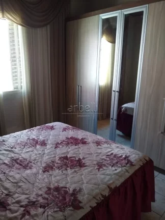 Imagem Casa térrea com 195 metros quadrados de área total, 3 quartos, ampla sala, cozinha, área de servi...