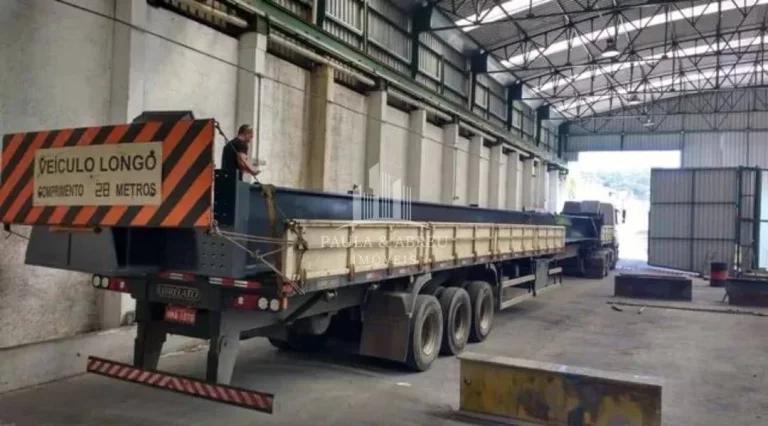 Imagem Vende ou Aluga Galpão Comercial com 3.500m², Zona Mista e Urbana, Ponte Rolante 20, 10 e 3 TON. Pé direito 8 mts em Rio Grande da Serra-SP