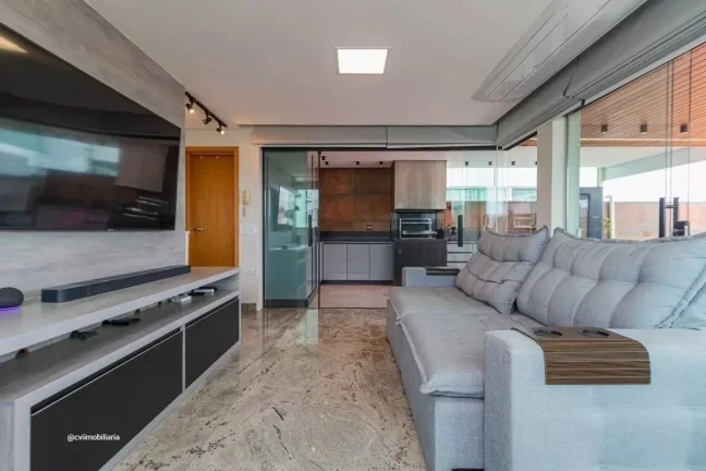 Imagem Este espaçoso apartamento de 167 metros quadrados oferece uma experiência de vida confortável e m...