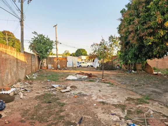 Imagem Terreno de esquina 389 m² na Avenida Júlio de Castilho
