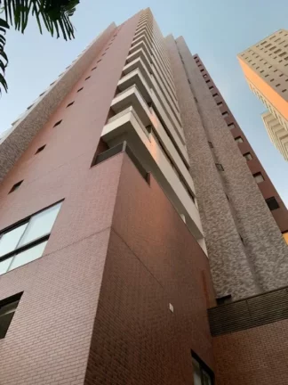 Imagem A 5ª Avenida Imóveis selecionou essa única unidade disponível a venda no PANORAMA - Ladeira da Barra: 4 Suites 01 por andar, 03 vagas por R$2.350.000,