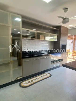 Imagem Casa a venda condomínio 3 suítes com piscina em Paulínia
Belíssimo sobrado de esquina à venda n...