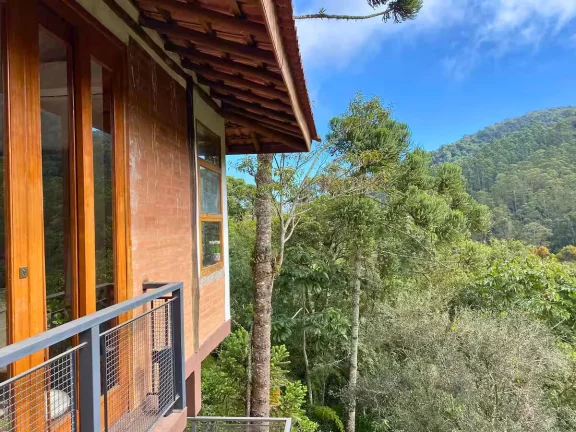 Imagem Refúgio das Araucárias | Design e silêncio na Mantiqueira