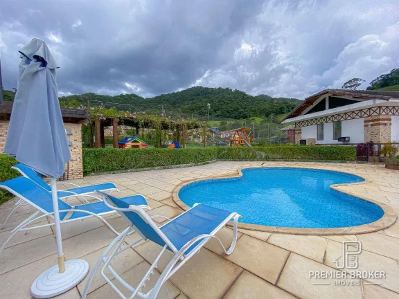 Imagem Casa à venda, 390 m² por R$ 1.945.000,00 - Vargem Grande - Teresópolis/RJ