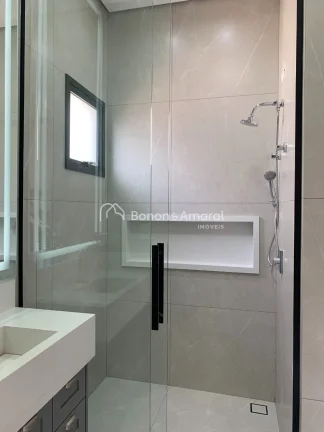 Imagem Casa térrea nova à venda com 3 quartos sendo 3 suítes, todas com armários planejados, ar condici...