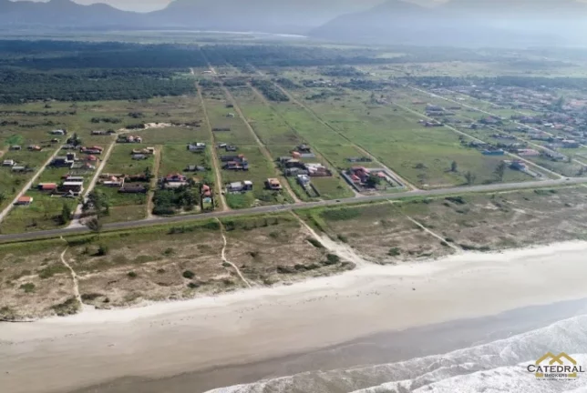 Imagem Lote balneário Araçá com 360m² por R$60.000,00 a 200m da praia