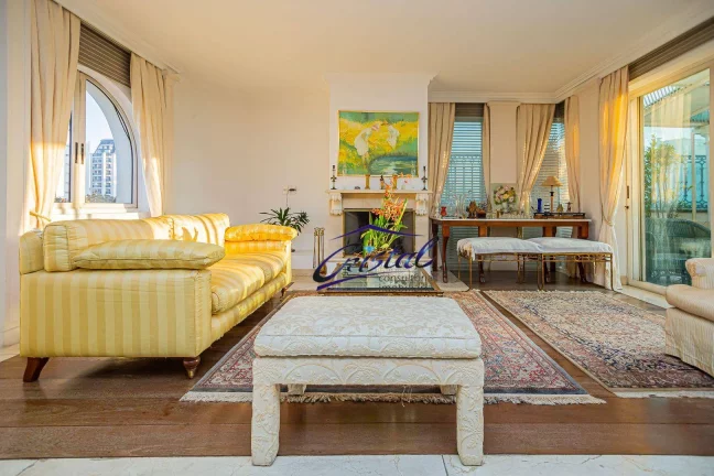 Imagem Apartamento Triplex com 5 quartos / suítes à venda, 551 m² - Higienópolis - Santa Cecília - São Paulo/SP