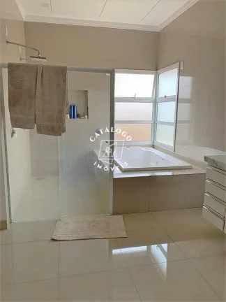 Imagem Casa em Condomínio a Venda no bairro Residencial e Empresarial Alphaville - Ribeirão Preto, SP