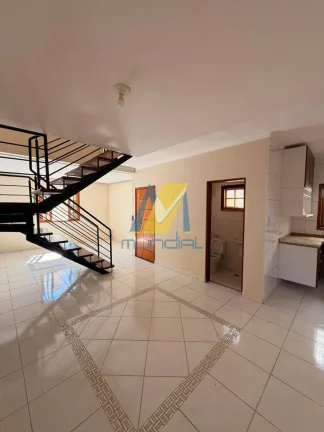 Imagem Casa com 2 dormitórios, quintal e energia sustentável à venda