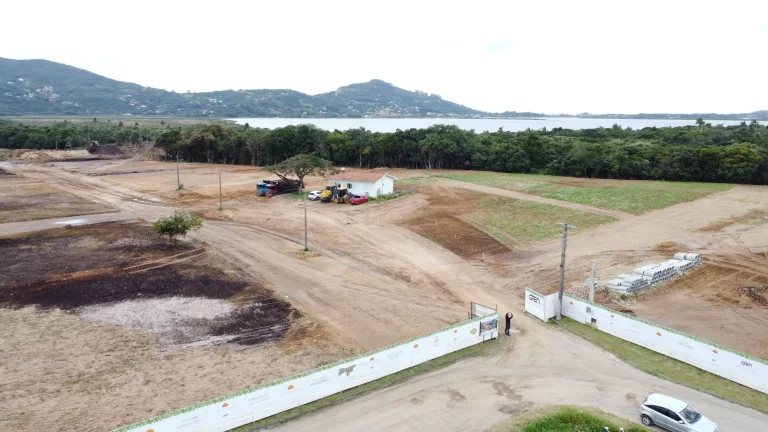 Imagem Terrenos à Venda no Parque Reserva da Lagoa - Loteamento Legalizado em Areias de Palhocinha, Garopaba-SC!