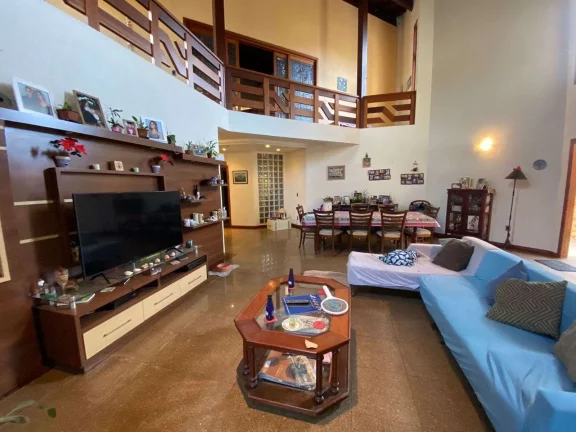 Imagem Casa à Venda em Jurerê, 08 Dormitórios, 06 Vagas Garagem, 330m2 - Florianópolis/SC