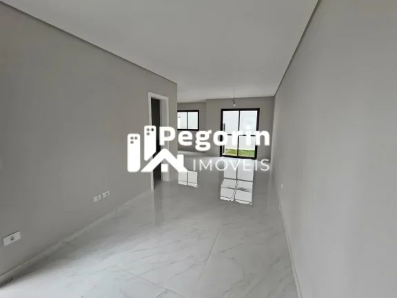Imagem Sobrado à venda em Curitiba, Uberaba, com 3 quartos, 145,84m²