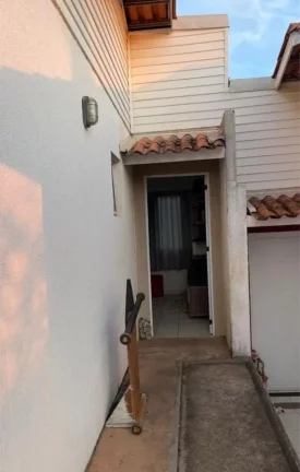 Imagem Casa em Condomínio para Venda em Cuiabá / MT no bairro Jardim Imperial