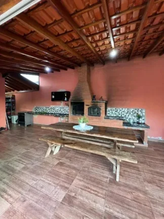 Imagem Chácara em Condomínio de Luxo em Boituva-SP, Bairro Nova Rheata: 3 Quartos, 1 Suíte, 2 Salas, 3 Banheiros, 5 Vagas, 250m²!