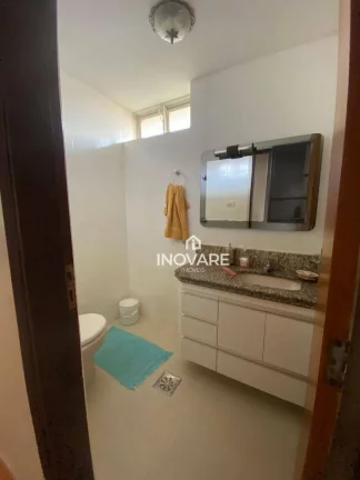 Imagem Casa com 4 dormitórios à venda, 400 m² por R$ 2.000.000,00 - Setor Central - Itumbiara/GO