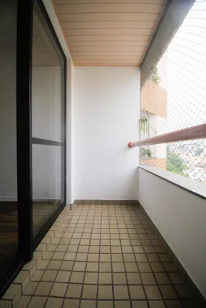 Imagem Apartamento Mobiliado para Locação na Vila Valparaíso, Santo André-SP: 2 Quartos, 1 Suíte, 2 Banheiros, 1 Vaga de Garagem, 80m²
