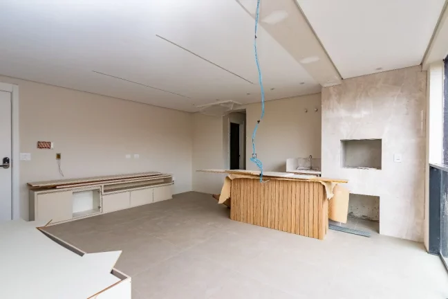 Imagem Apartamento com 2 Quartos, 1 Suíte, 100% Mobiliado, Novo à venda por R$ 1.149.900 - Alto da XV - Curitiba/PR