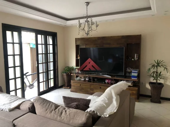 Imagem Casa com 2 dormitórios à venda, 195 m² por R$ 450.000,00 - Tribobó - São Gonçalo/RJ