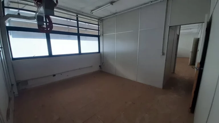 Imagem ALUGA-SE SALÃO COMERCIAL NA AVENIDA FUAD ASSEF MALUF