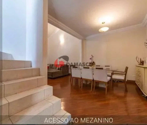 Imagem Casa à venda 3 Quartos, 1 Suite, 3 Vagas, 220M², Barcelona, São Caetano do Sul - SP
