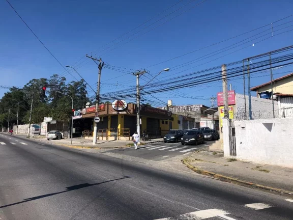 Imagem Terreno para alugar, 340 m² por R$ 4.750,00/mês - Vila Amorim - Suzano/SP