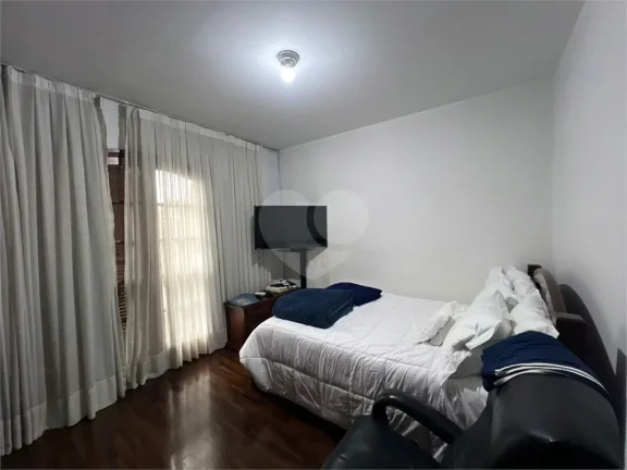 Imagem Casa à venda com 5 quartos, sendo 1 suíte, em Pirituba, São Paulo - SP