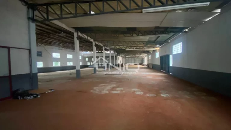 Imagem Terreno industrial com Barracão BR saida Itapejara Do Oeste