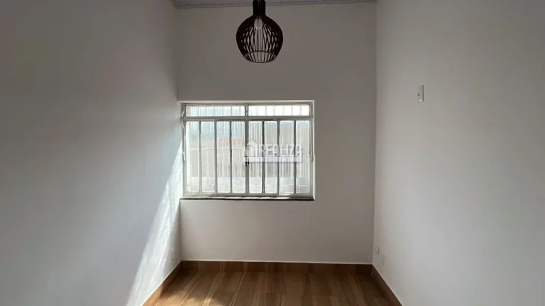 Imagem Encantadora casa de 4 dormitórios no bairro Estados Unidos em Uberaba