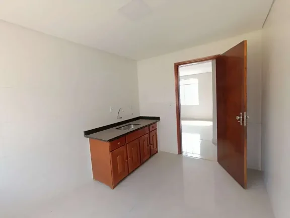 Imagem Apartamento de 3 Quartos com Suíte e DCE para Locação.