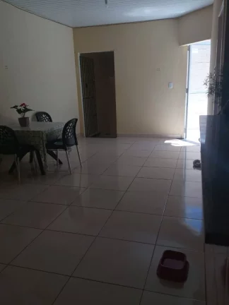 Imagem Casa no Bairro Jabotiana - 2 Pavimentos, 5 Quartos e 1 Vaga de Garagem!
