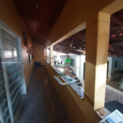 Imagem Sobrado para Venda em Limeira, Vila Queiroz, 2 dormitórios, 6 banheiros, 2 vagas
