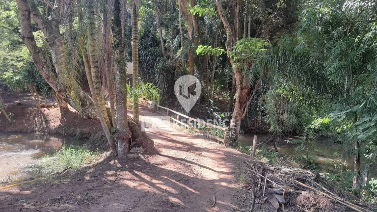 Imagem Sítio com Lagos a venda em excelente localização em Itatiba