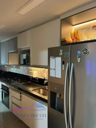 Imagem APARTAMENTO EM ITAPARICA COM 3Q SENDO 1 SUITE, GUARDA ROUPAS EMBUTIDO EM TODOS OS QUARTOS.