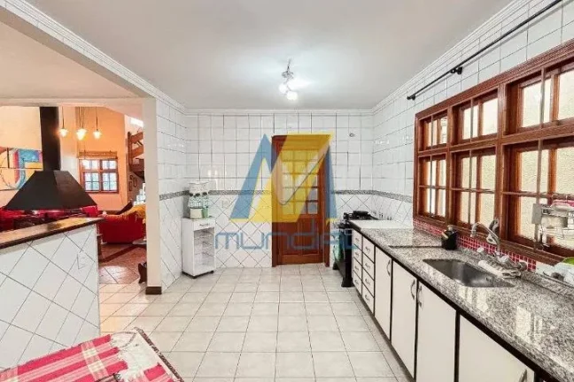 Imagem Alto Padrão com 4 dormitórios,3 Suítes, Espaço Gourmet e 5 Vagas de Gar.