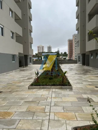 Imagem Apartamento moderno com suíte, 2 vagas soltas e sacada envidraçada