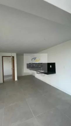 Imagem Vendo Apartamento Duplex, com 120 m², 03 Quartos (Sendo todos suítes), 02 vagas de garagem.