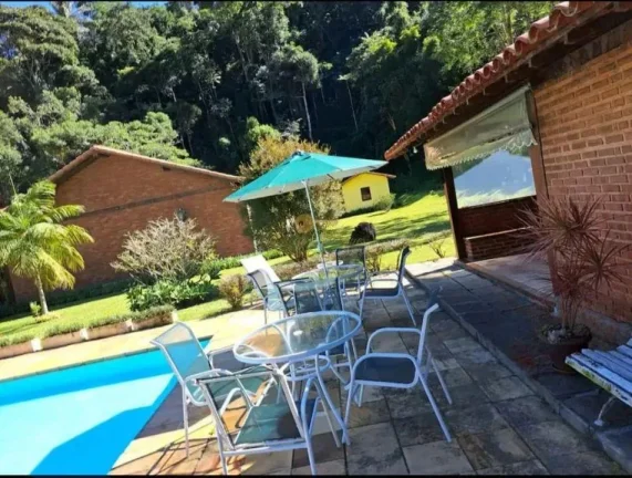 Imagem Casa em Condomínio para Venda em Teresópolis / RJ no bairro Albuquerque
