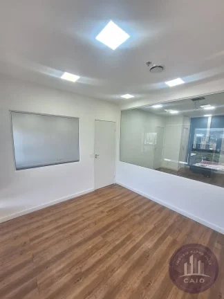 Imagem Sala comercial para venda com 88 m² por R$ 675.000,00 - Alphaville/SP