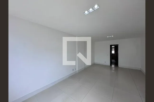 Imagem Casa à Venda - Recreio, 3 Quartos, 480 m2