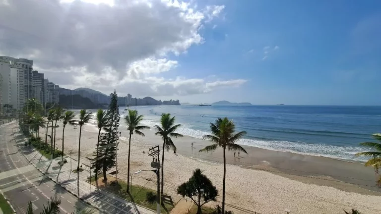 Imagem Apartamento com 4 dormitórios à venda, 170 m² - Astúrias - Guarujá/SP
