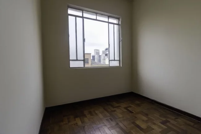 Imagem Apartamento a Venda 2 quartos no Centro de Curitiba